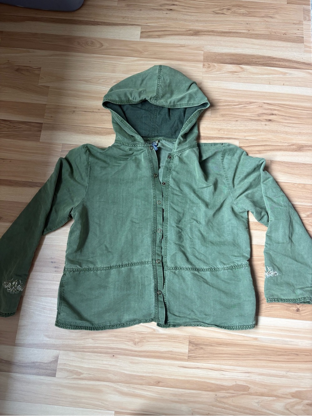 Green Embroidery Hooded Jacket - Casual Button-Up